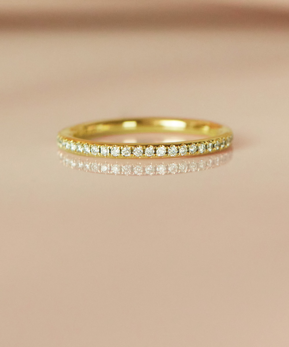18ct Yellow Gold Domed Diamond Set Wedding Ring