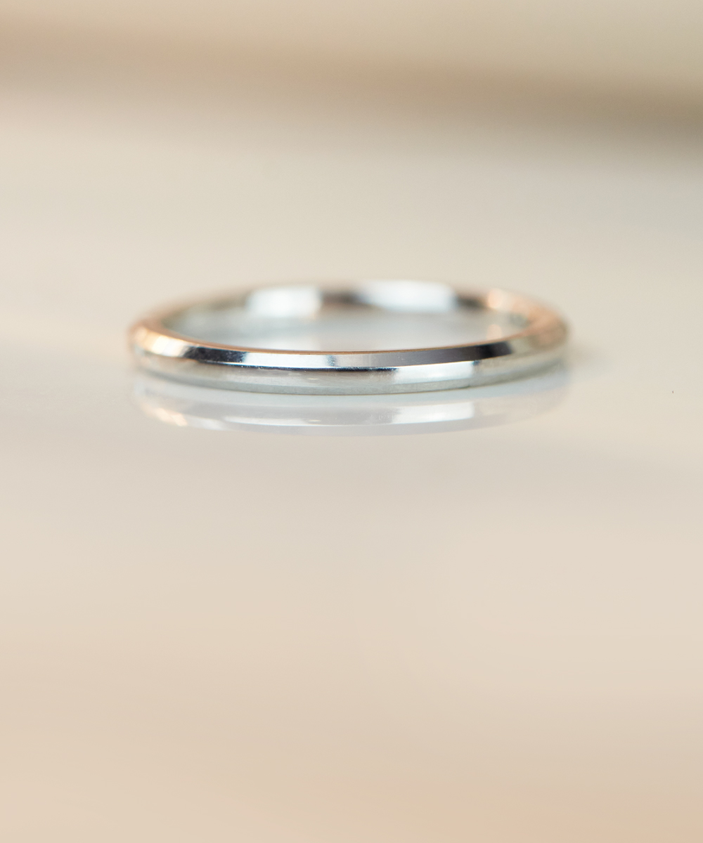 18ct White Gold 2mm Bevel Edge Band