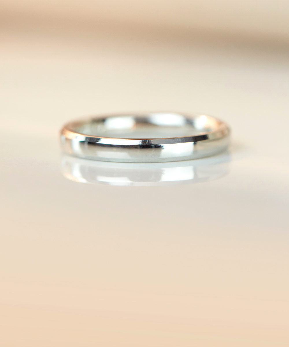 Platinum 2.5mm Bevel Edge Wedding Band