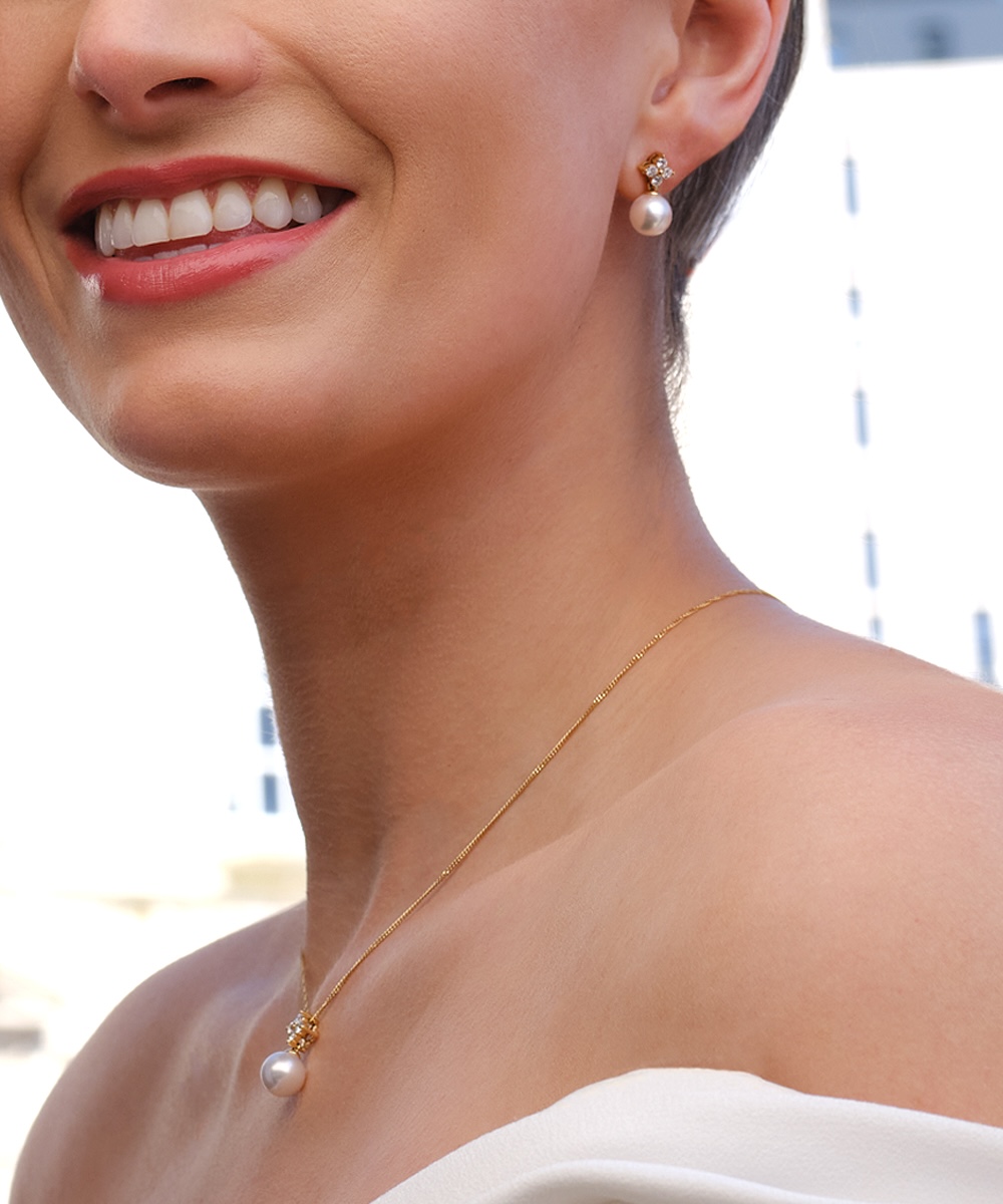 18ct Yellow Gold Akoya Pearl & Diamond Pendant & Earrings - Phillip Stoner The Jeweller