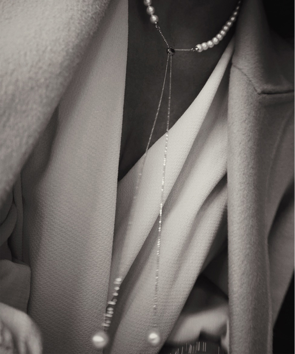 Yana Nesper 18ct Yellow Gold Transformer Long Akoya Pearl Necklace - Modelled