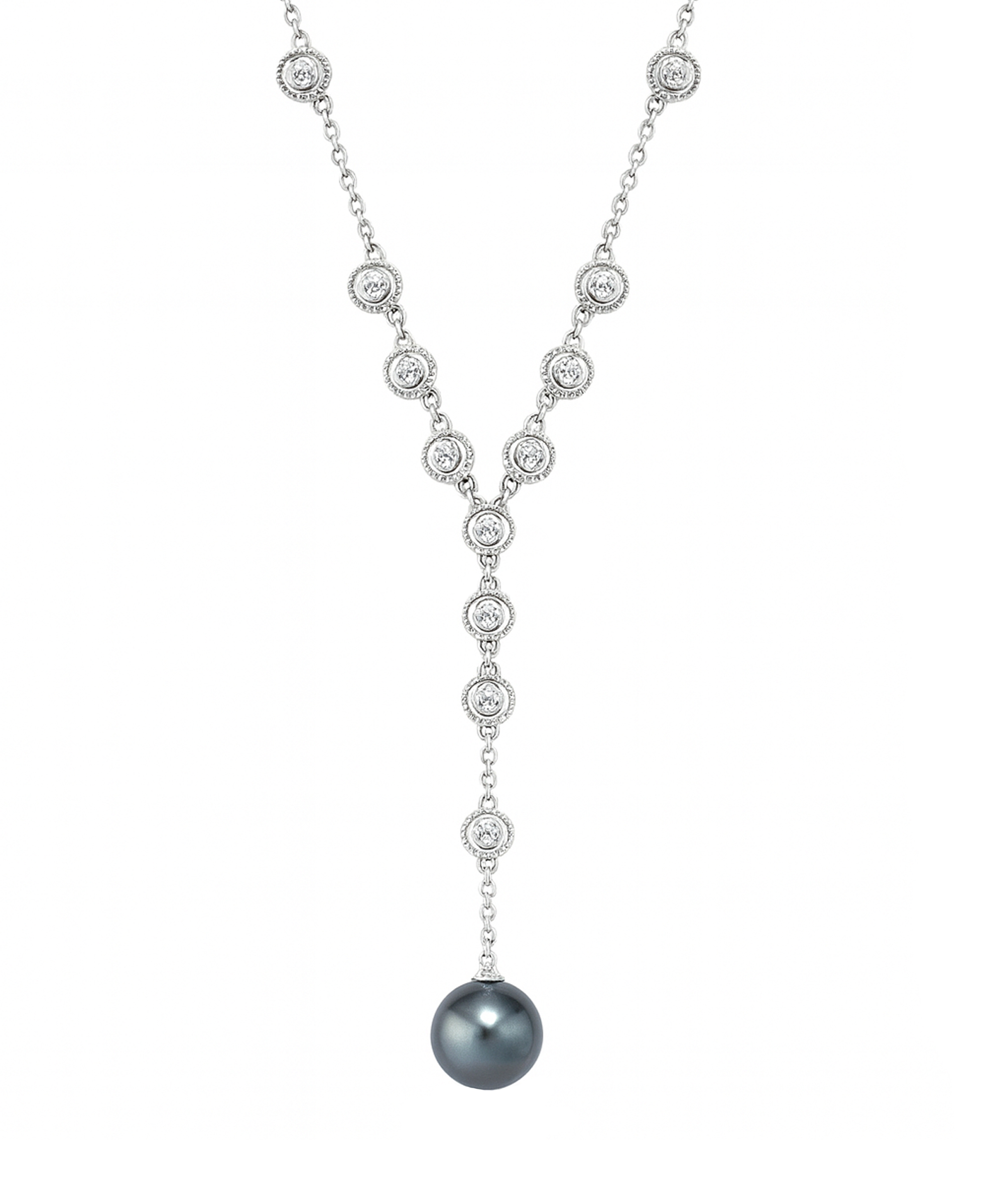 18ct White Gold Black Pearl & Diamond Necklace - Detail