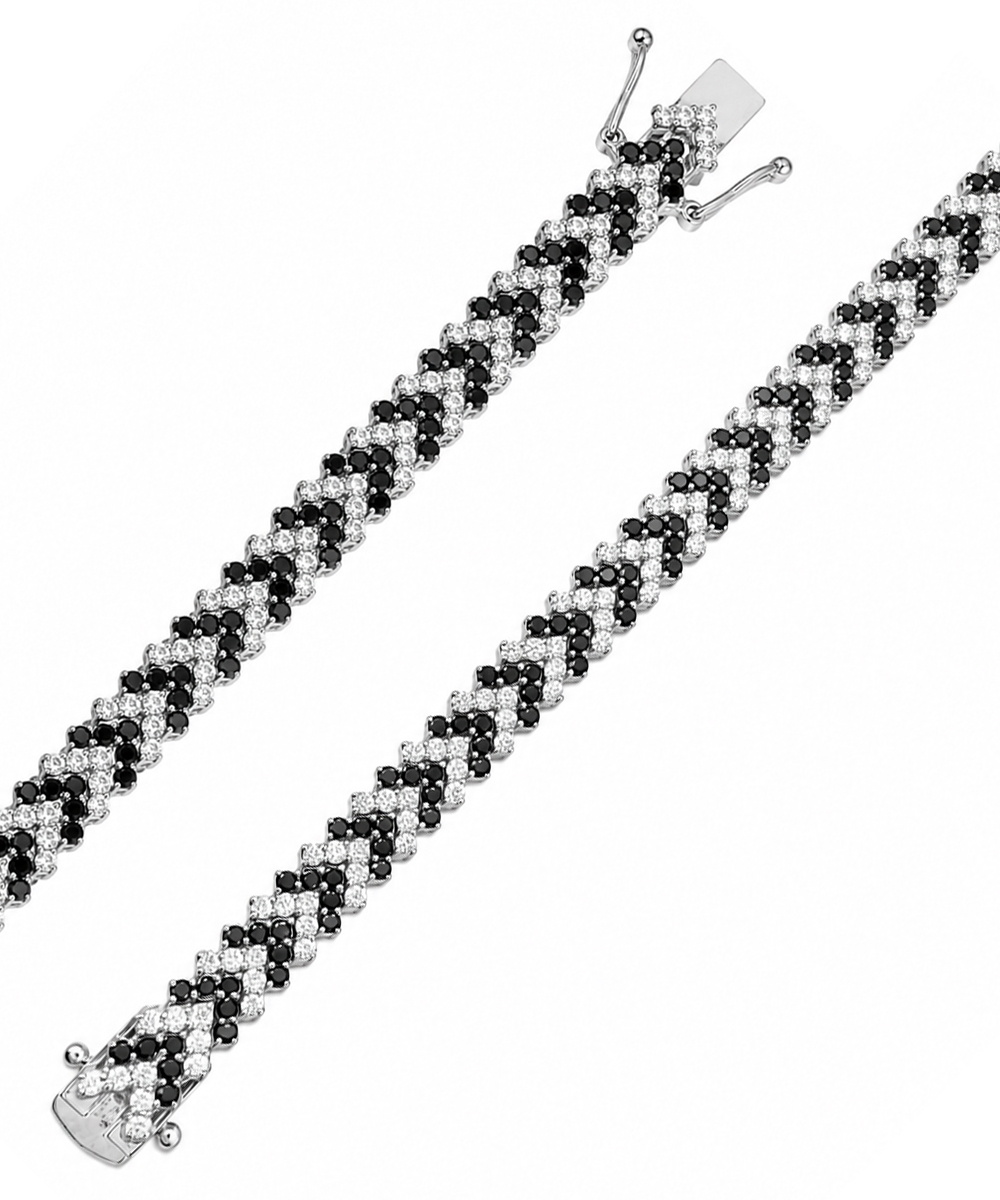 18ct White Gold Chevron Black & White Diamond Bracelet - Detail